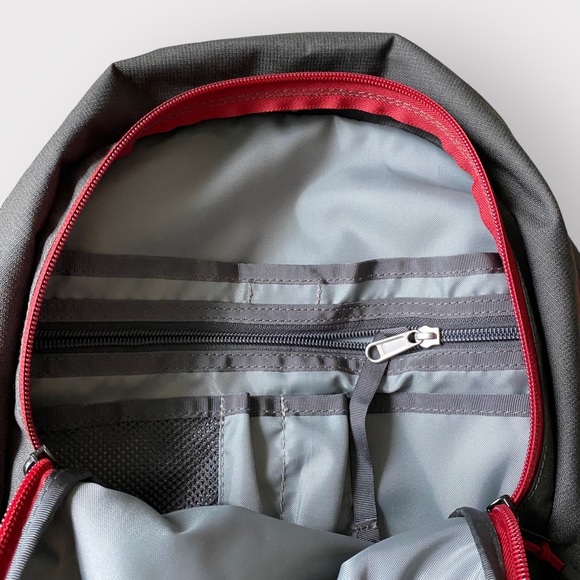 The North Face Black and Red Backpack - Picture 5 of 11